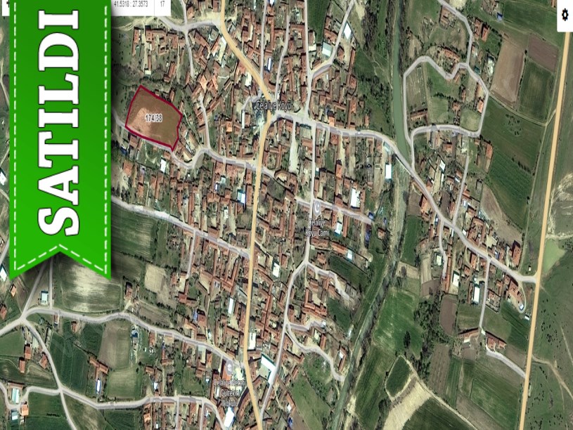 Kırklareli Lüleburgaz Celaliye Köyünde Satılık Arsa , 300 m2 Çaplı Merkezde Hisseli 