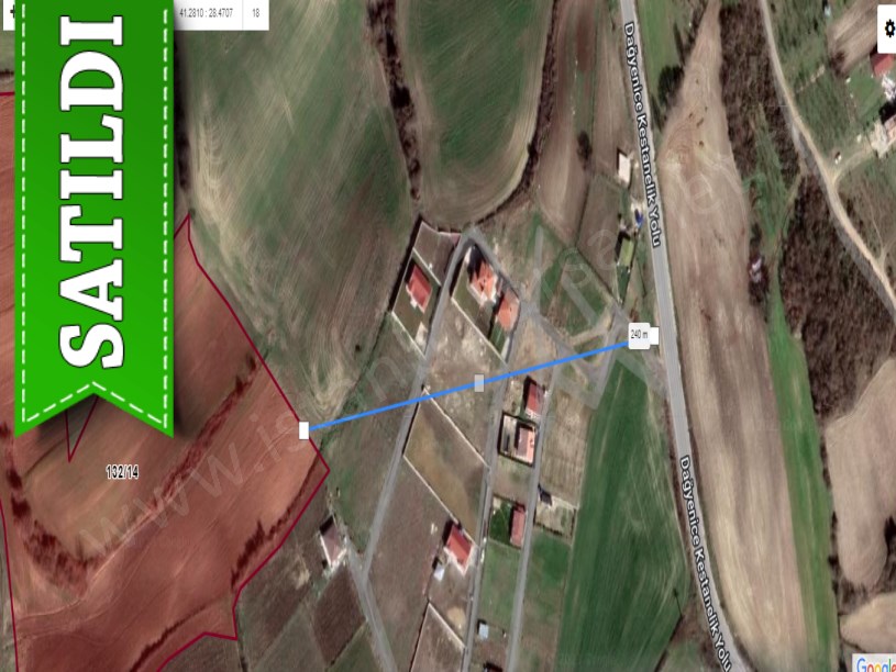 Çatalca Dağyenicede Satılık  Arsa , 2,212 M2 Caddeye Yakın Hisseli 