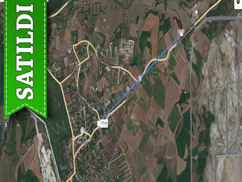 Arnavutköy Yeniköyde Satılık Arsa , 135 m2 Cadde Cephe Hisseli