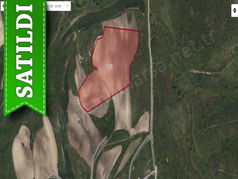 Çatalca Nakkaşta  Satılık  Arsa , 500 M2 Yolu Var