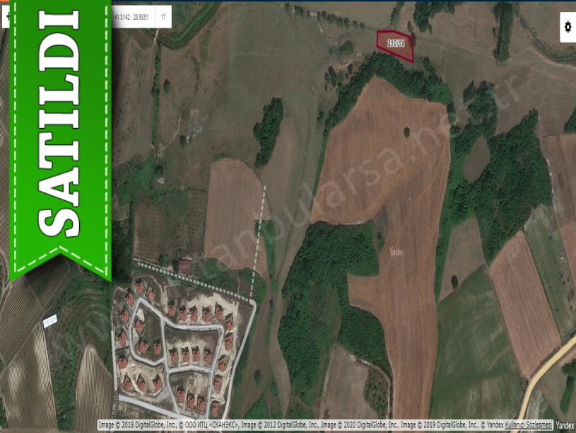 Arnavutköy Yeniköyde Satılık Arsa , 230 M2 Evlerin Yakını