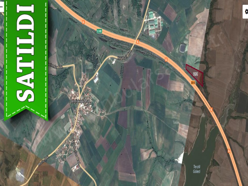 Kırklareli Babaeski Demirkapı Köyünde Satılık Tarla , 26,293 m2 Otobana Cephe 