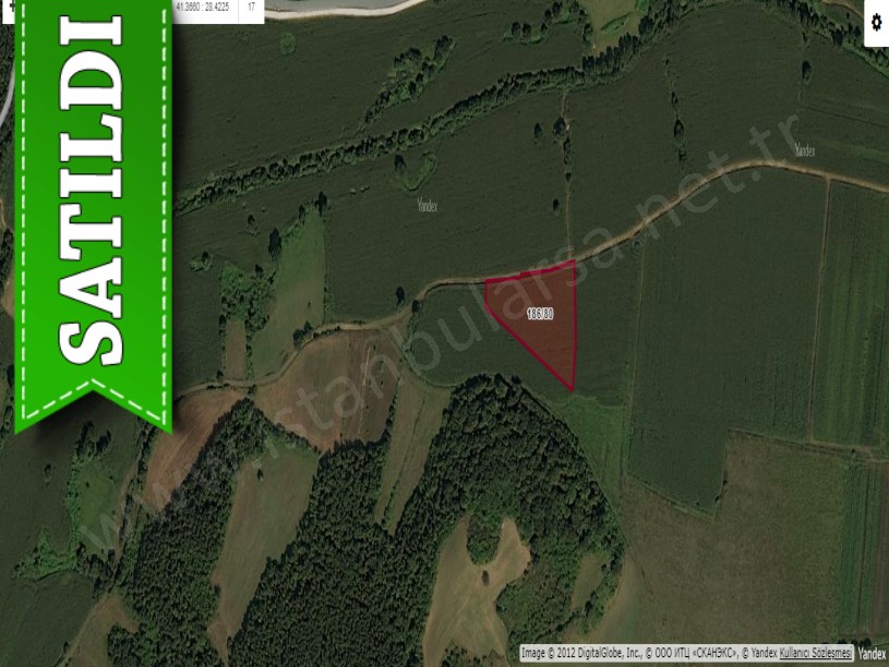 Çatalca Çiftlikköyde Satılık Arsa , 305 M2 Yolu Var Hisseli 
