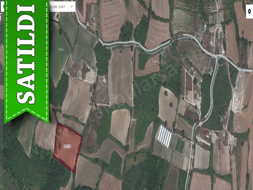 Arnavutköy Balabanda Satılık Arsa , 750 M2 Yolu Var Hisseli 