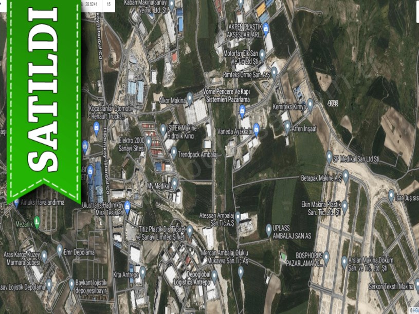 Arnavutköy Sazlıbosnada Satılık Arsa , 334 M2 Müstakil Yolu Var