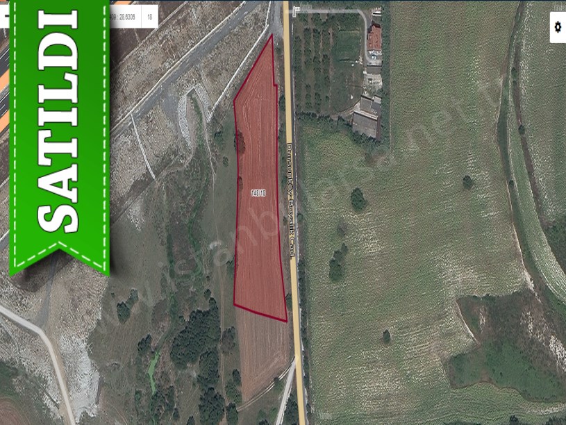Arnavutköy Boyalıkta Satılık Arsa , 264 M2 Cadde Cephe Hisseli 