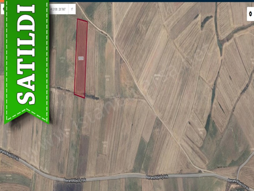 Edirne Uzunköprü Bayramlı Köyünde Satılık Tarla , 9,700 m2 Yolu Var Müstakil
