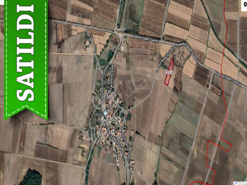 Edirne Uzunköprü Gemici Köyünde Satılık Tarla , 3,992 m2 Merkezde Yolu Var 