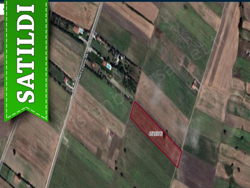 Silivri Büyükkılıçta Satılık Arsa , 305 M2 Yolu Var Muvafakatnameli