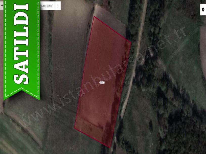 Çatalca Çiftlikköyde Satılık Arsa , 324 M2 Yolu Var