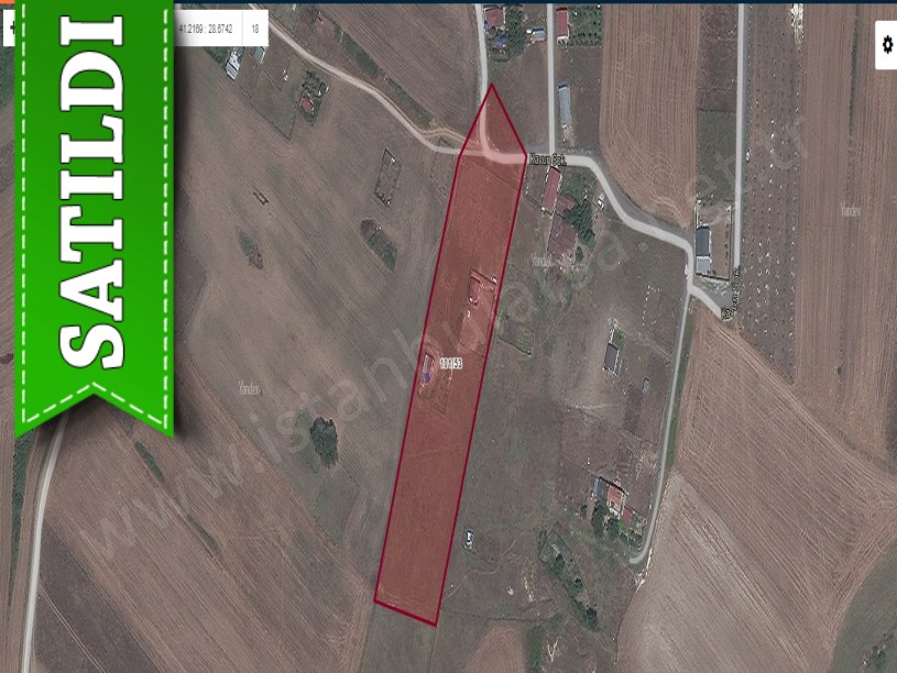 Arnavutköy Çilingirde Satılık Arsa , 250 m2 Yolu Var Evlerin Yakını