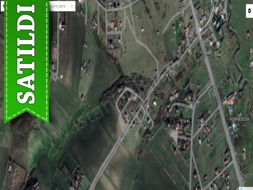 Arnavutköy Çilingirde Satılık Arsa , 250 m2 Yolu Var Evlerin Yakını