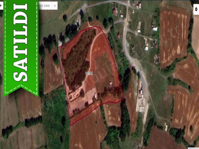 Arnavutköy Balabanda Satılık Arsa , 126 M2 Merkeze Yakın Yolu Var