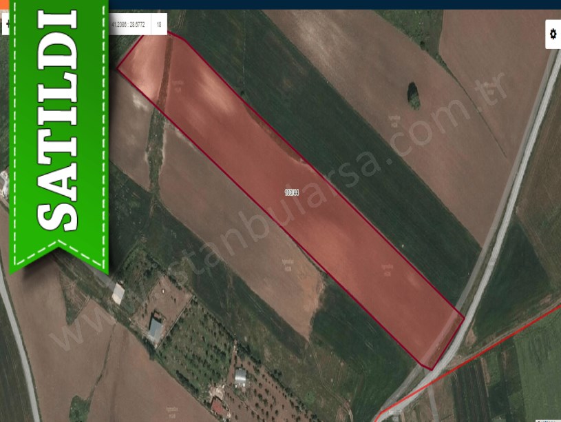 Arnavutköy Çilingirde Satılık Arsa , 290 M2 Yolu Var İmarlı