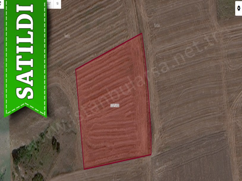 Silivri Fenerköyde Satılık Arsa , 370 m2 Çaplı Yolu Var
