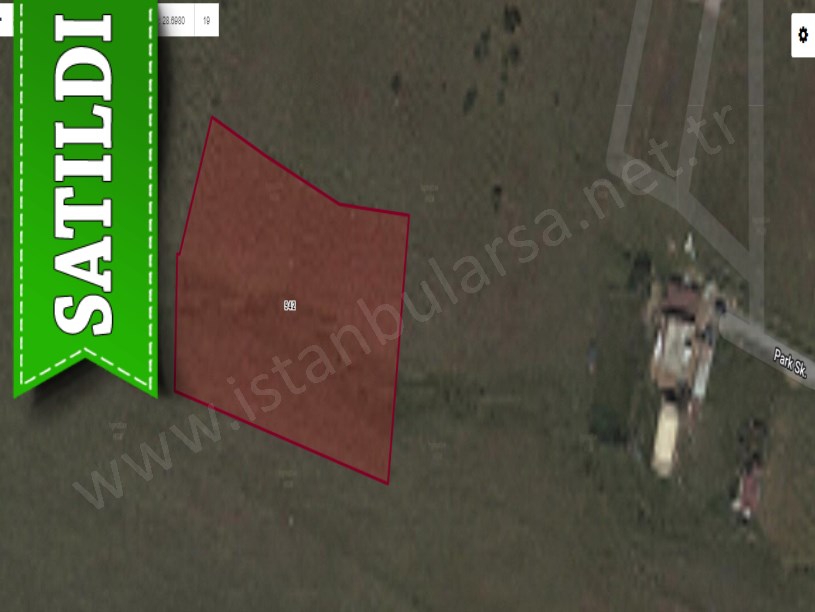 Arnavutköy Taşolukta Satılık Arsa , 650 m2 Evlere Yakın Yolu Var