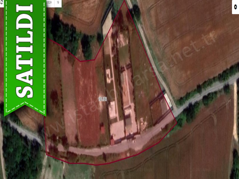 Arnavutköy Balabanda Satılık Arsa , 1,790 M2 Caddeye Cephe Evlerin Yakını