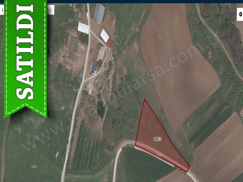 Silivri Değirmenköyde Satılık Arsa , 441 M2 Hisseli Yolu Var