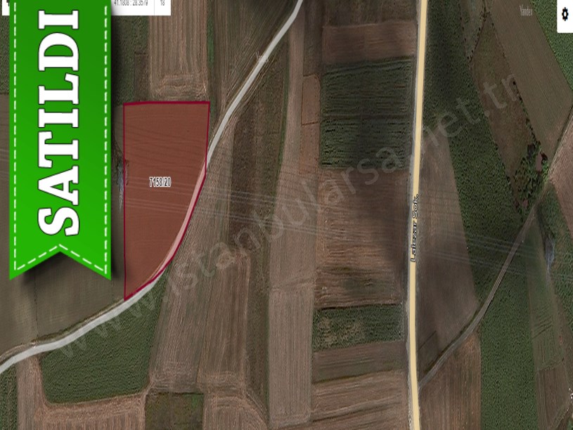 Silivri Kadıköyde Satılık Arsa , 551 m2 Hisseli Yolu Var