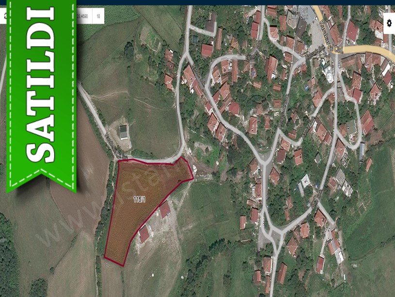 Çatalca Hisarbeylide Satılık Arsa , 300 m2 Evlerin Yakını Yolu Var