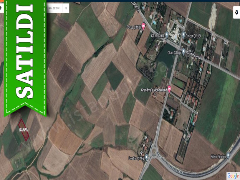 Silivri Fenerköyde Satılık Arsa , 323 M2 Hisseli Yolu Var 