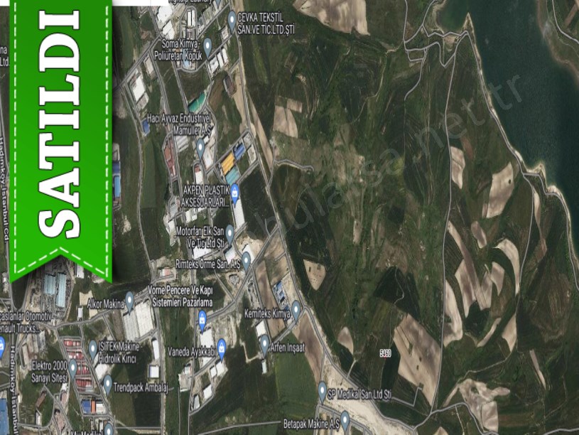 Arnavutköy Sazlıbosnada Satılık Arsa , 221 m2 Müstakil Yolu Var