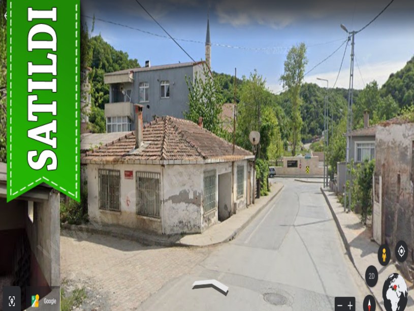 Arnavutköy Boğazköyde Satılık  Müstakil Ev , Merkezde Müstakil 155 M2 Arsası 