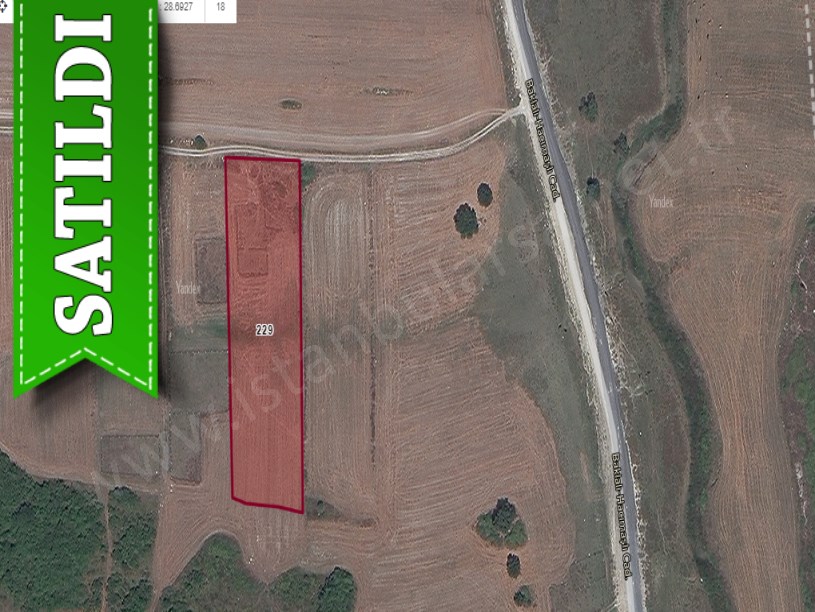 Arnavutköy Haraççıda Satılık Arsa , 185 m2 Hisseli Yolu Var 