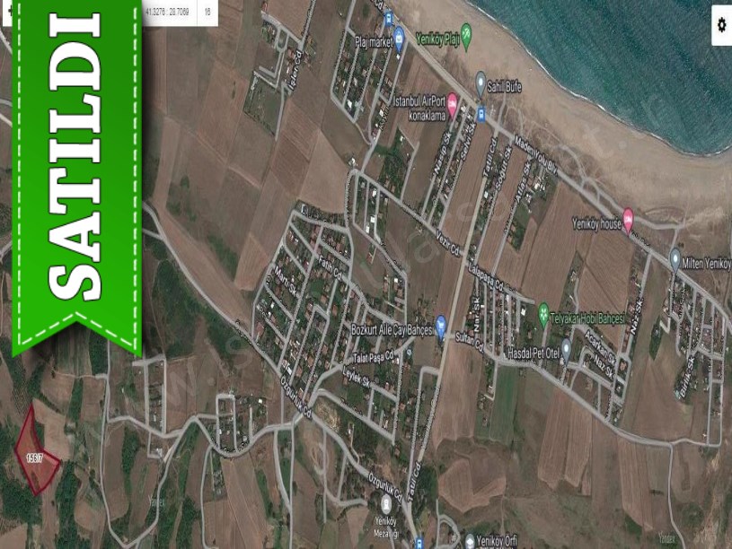 Arnavutköy Yeniköyde Satılık Arsa  , 4 Dönüm Yolu Var Evlerin Yakını 