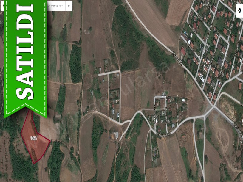Arnavutköy Yeniköyde Satılık Arsa  , 4 Dönüm Yolu Var Evlerin Yakını 