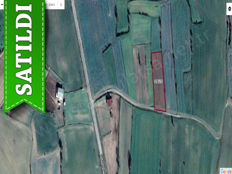Edirne Lalapaşa Uzunbayır Köyünde Satılık Tarla , 2,300 m2  Yola Cephe Müstakil 