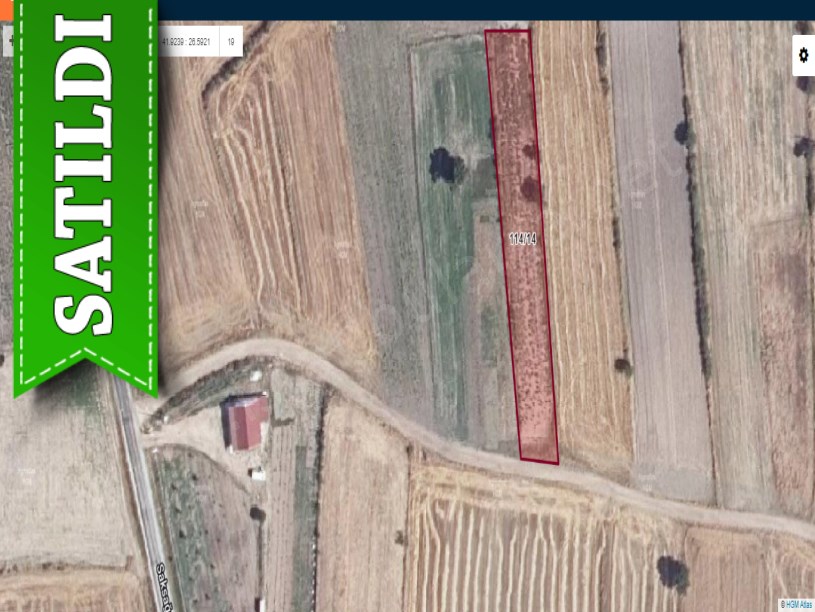 Edirne Lalapaşa Uzunbayır Köyünde Satılık Tarla , 1,389 M2 Yolu Var Müstakil 