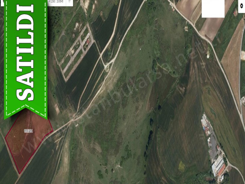 Arnavutköy Dursunköyde Satılık Arsa , 400 m2 Yolu Var Hisseli