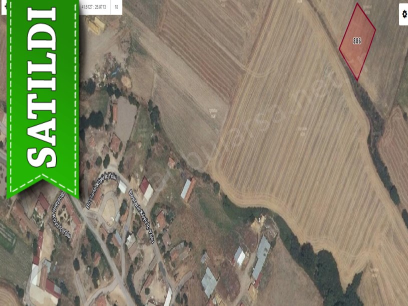 Edirne Havsa Bostanlı Köyünde Satılık Tarla  , 1,700 M2 Müstakil Yolu Var 