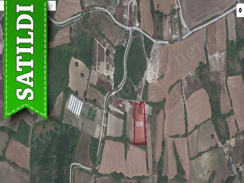 Arnavutköy Balabanda Satılık Arsa , 277 M2 Yolu Var Hisseli 