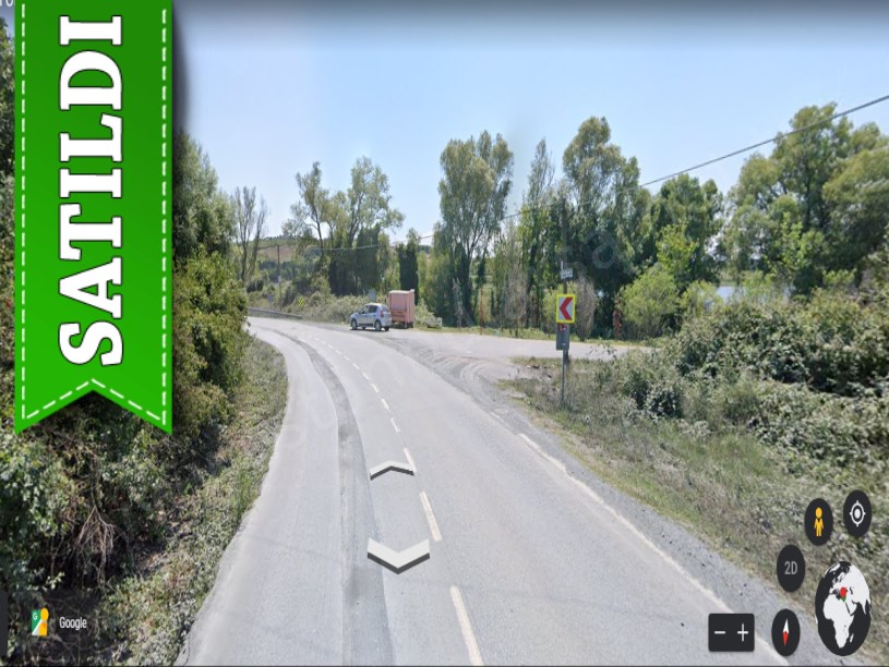 Arnavutköy Durusu Mah  Satılık Arsa , 123 m2 Cadde Cephe Hisseli 