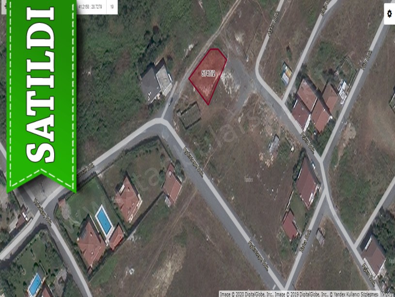 Arnavutköy Taşolukta Satılık Arsa , 350 m2 Köşe Başı Konut İmarlı