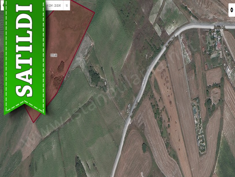 Arnavutköy Dursunköyde Satılık Arsa , 936 M2 Evlerin Yakını Hisseli 
