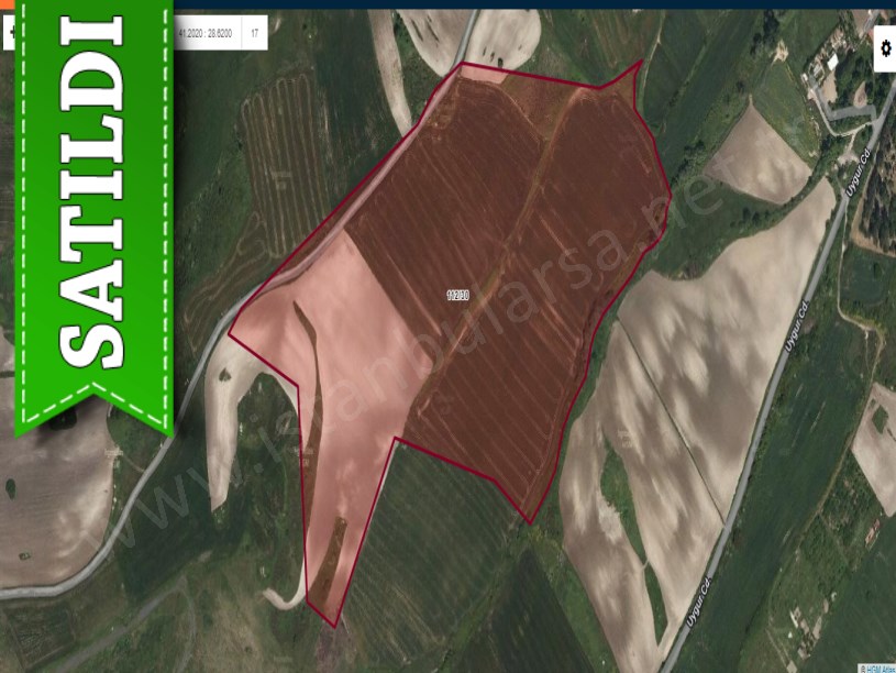 Arnavutköy Dursunköyde Satılık Arsa , 220 M2 Merkezde Yolu Var 