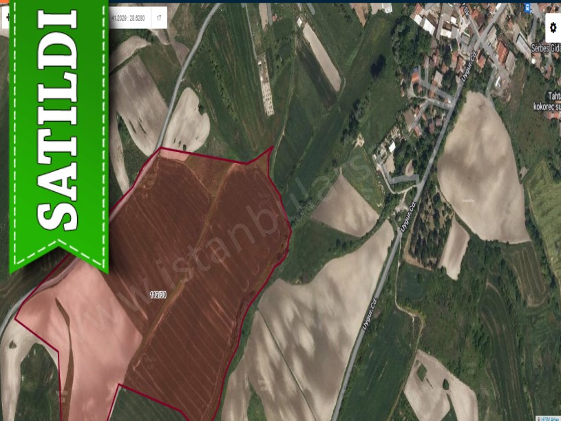 Arnavutköy Dursunköyde Satılık Arsa , 220 M2 Merkezde Yolu Var 