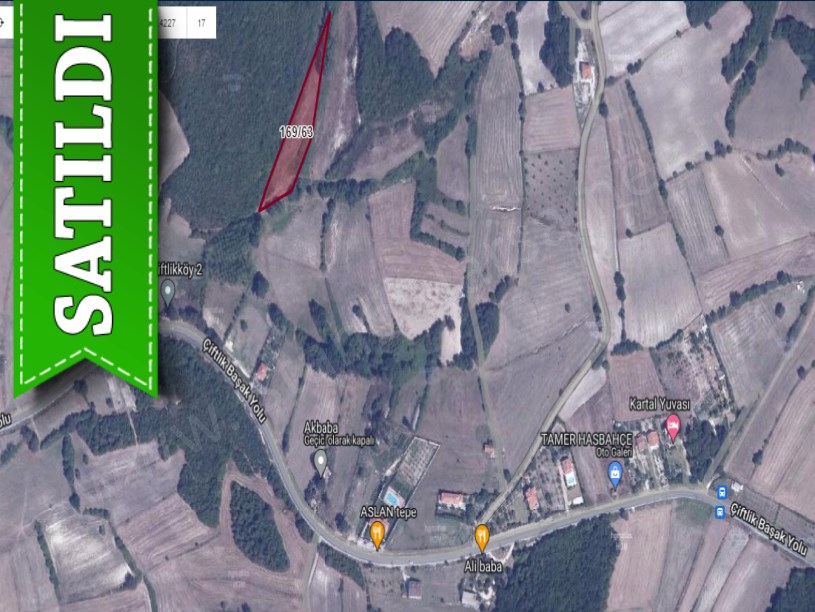 Çatalca Çiftlikköyde Satılık Arsa , 332 M2 Hisseli Caddeye Yakın 
