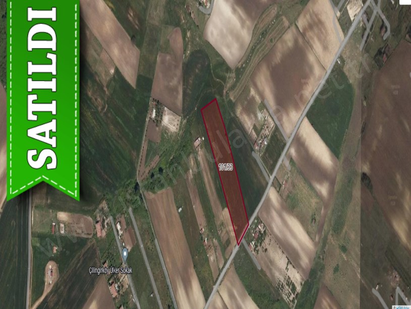Arnavutköy Çilingirde Satılık Arsa , 250 m2 Cadde Cephe Çaplı