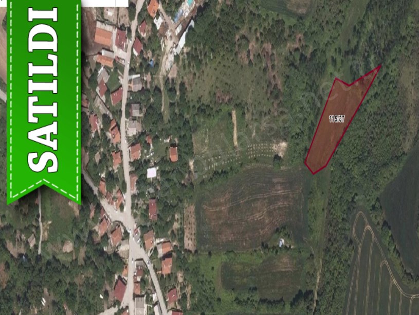 Arnavutköy Balabanda Satılık Arsa , 242 M2 Yolu Var Evlerin Yakını 