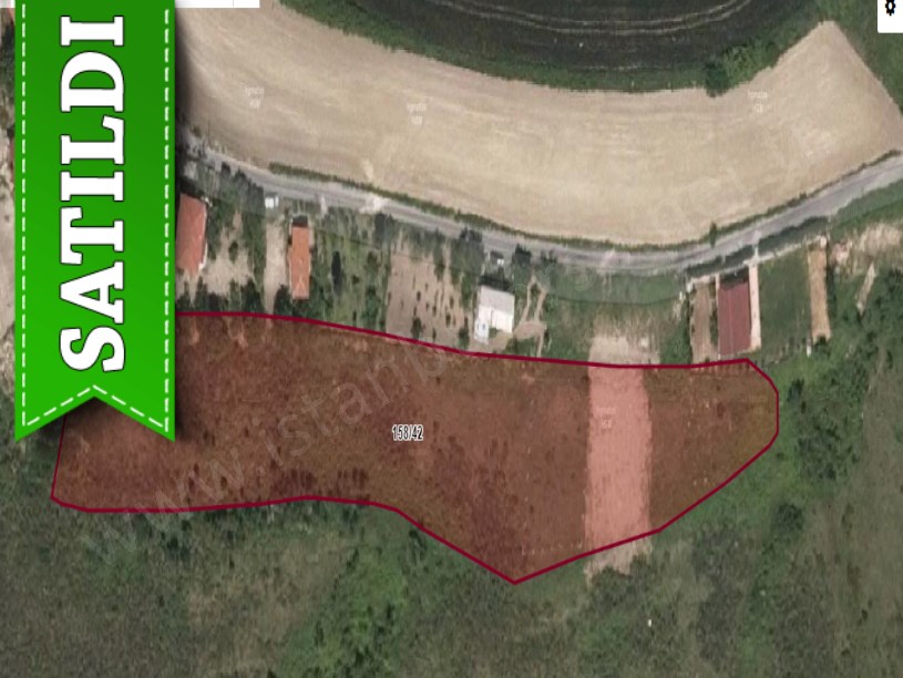 Arnavutköy Boyalıkta Satılık Arsa , 295 m2 Hisseli Evlerin Yakını 