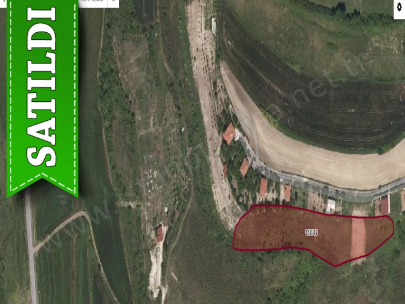 Arnavutköy Boyalıkta Satılık Arsa , 295 m2 Hisseli Evlerin Yakını 