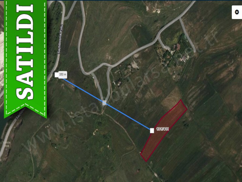 Arnavutköy Hacımaşlıda Satılık Arsa , 250 M2 Yolu Var Hisseli 