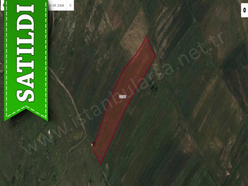 Arnavutköy Hacımaşlıda Satılık Arsa , 250 M2 Yolu Var Hisseli 