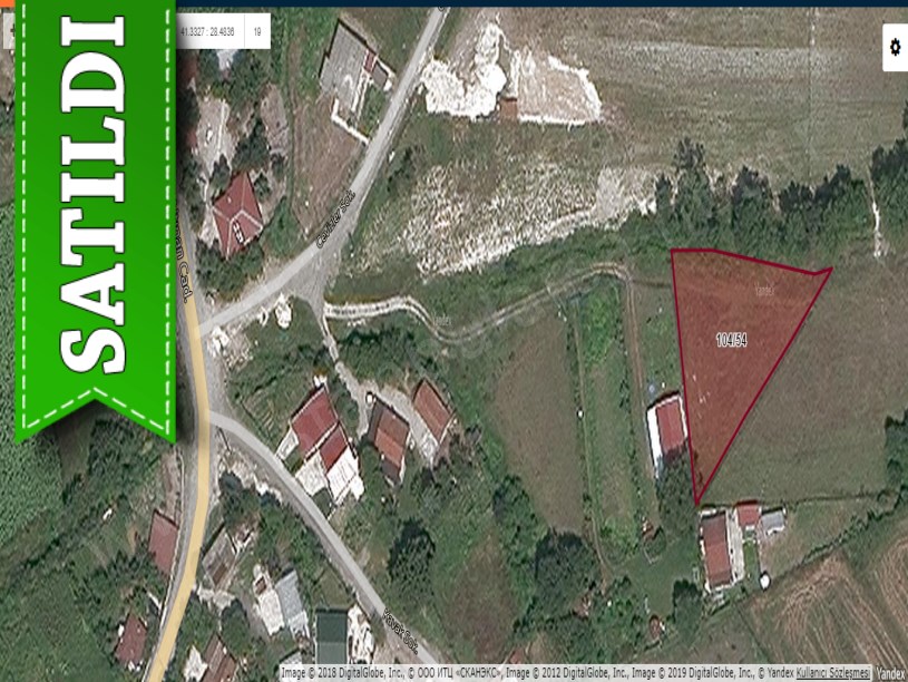 Çatalca Örencikte Satılık Arsa , 1,270 m2 Müstakil Yolu Var Merkezde  