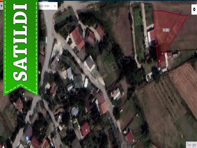 Çatalca Örencikte Satılık Arsa , 1,270 m2 Müstakil Yolu Var Merkezde  