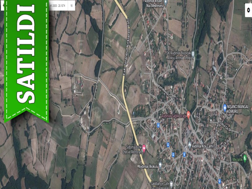 Çatalca Aydınlarda Satılık Arsa , 400 M2 Yolu Var Evlerin Yakını 